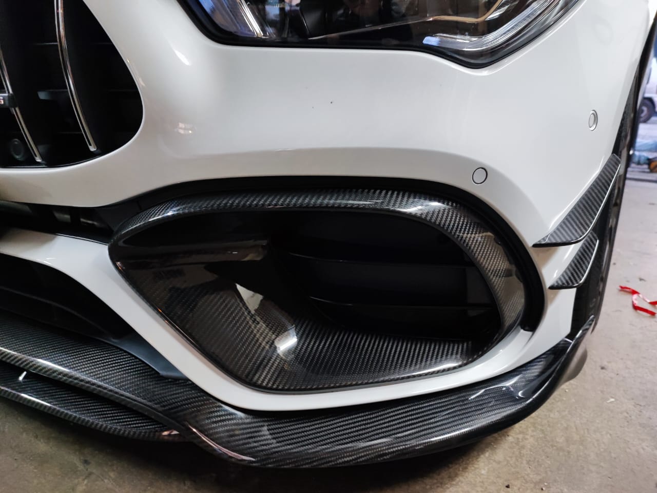 W118 CLA W118 CLA45S CARBON FIBER SKIRTING BODYKIT